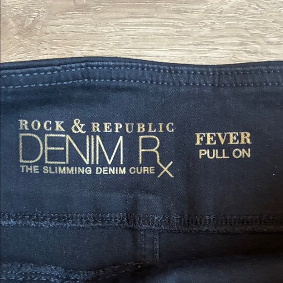 Rock & Republic High Waist Black Shorts - Picture 6 of 8